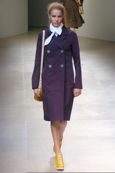 Look 17